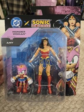 NEW DC x Sonic Wonder Woman & Amy Jakks Pacific Figure.